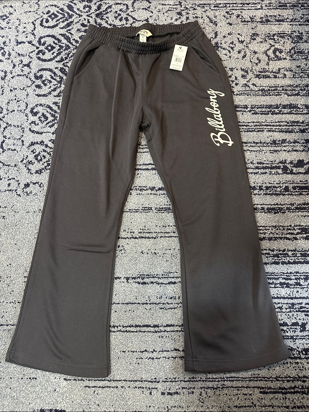 NWT Billabong Women’s Wave Runner Flare Black size Large